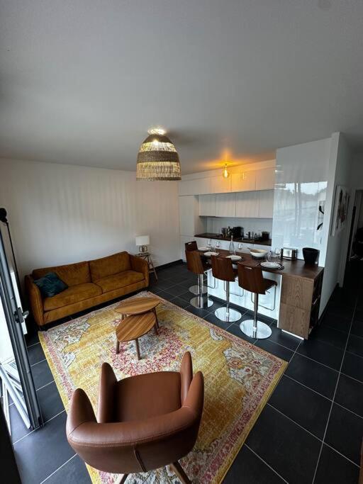 Le National Panoramique Apartment Тур Екстериор снимка